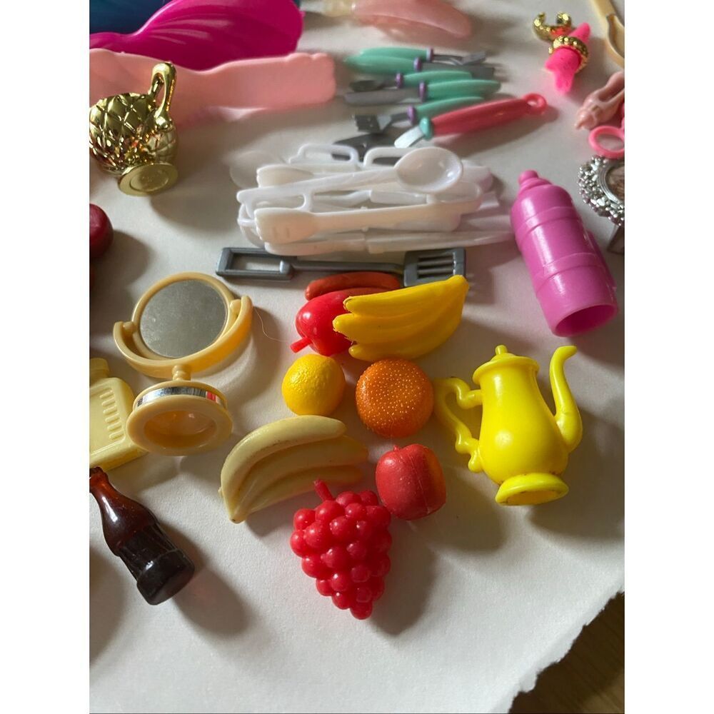 Vintage Barbie Accessories- Popcorn Maker Hair Kitchen Brushes 1980’s - Picture 2 of 7
